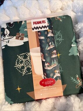 Peanuts Dark Green Snoopy Holiday Shower Curtain